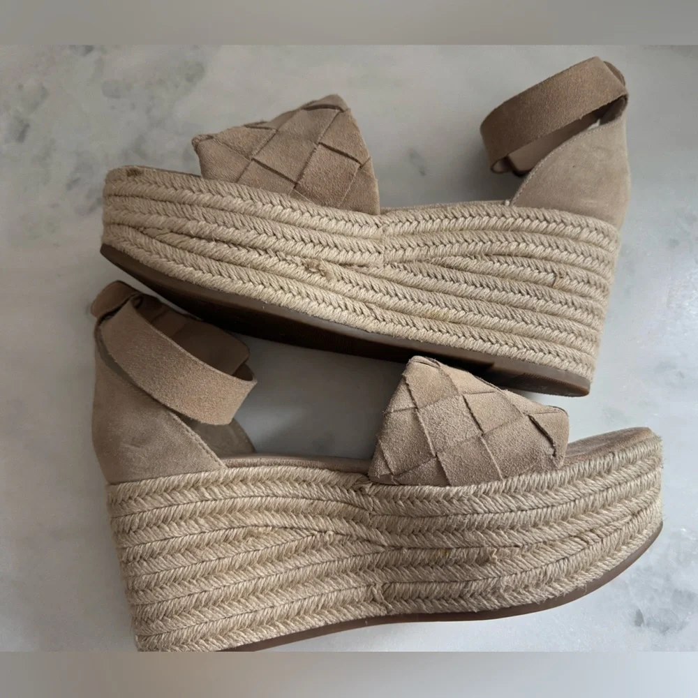 Marc Fisher Tan Woven Wedge Sandals 8.5